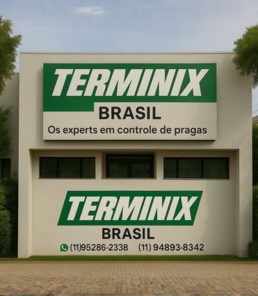 Equipe especializada da Terminix em controle de cupins